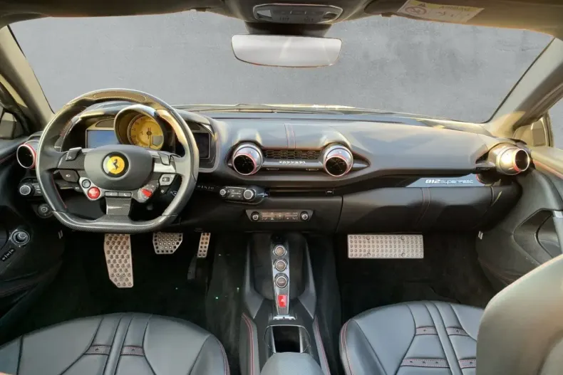 Ferrari 812 din 2020 cu 11.500 km - oferta FER121503 - foto 4