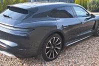 Porsche Taycan din 2023 cu 34.600 km - oferta POR121507 - foto 5