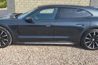 Porsche Taycan din 2023 cu 34.600 km - oferta POR121507 - foto 7