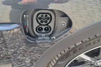 Porsche Taycan din 2023 cu 34.600 km - oferta POR121507 - foto 10