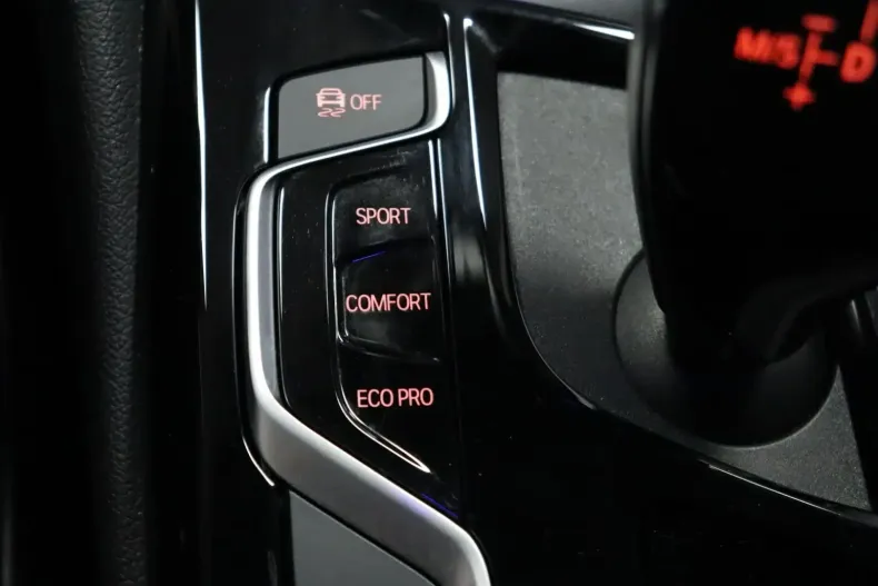 BMW 530 din 2020 cu 99.400 km - oferta BMW121508 - foto 22