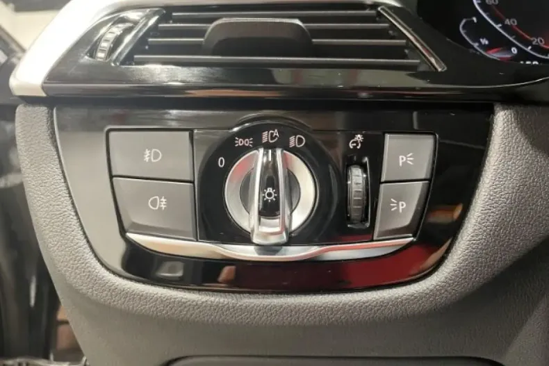 BMW 530 din 2020 cu 84.000 km - oferta BMW121509 - foto 11