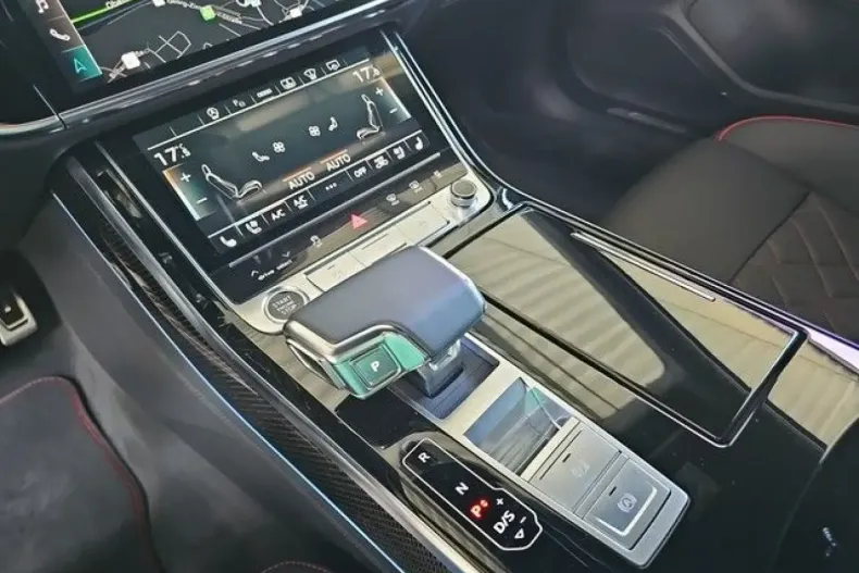 Audi A8 din 2024 cu 16.800 km - oferta AUD121515 - foto 20