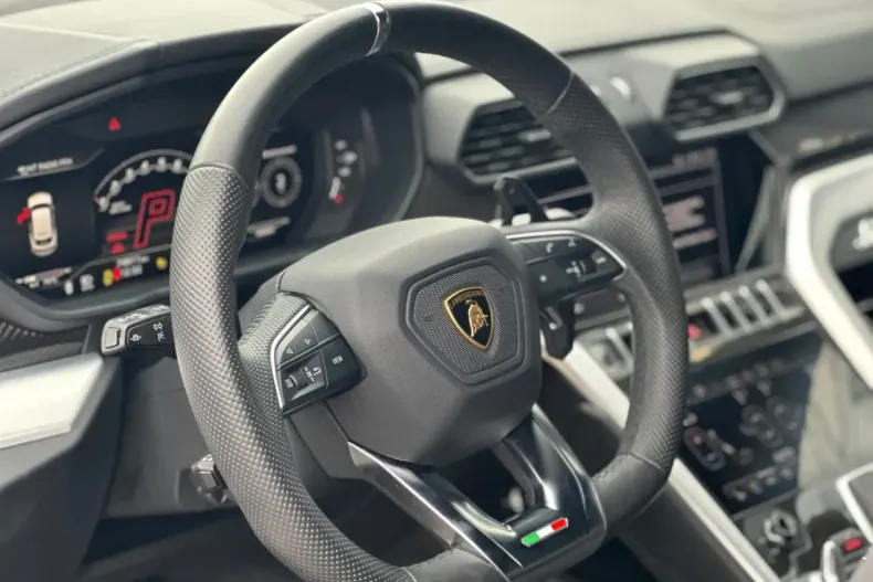 Lamborghini Urus din 2021 cu 75.000 km - oferta LAM121516 - foto 18