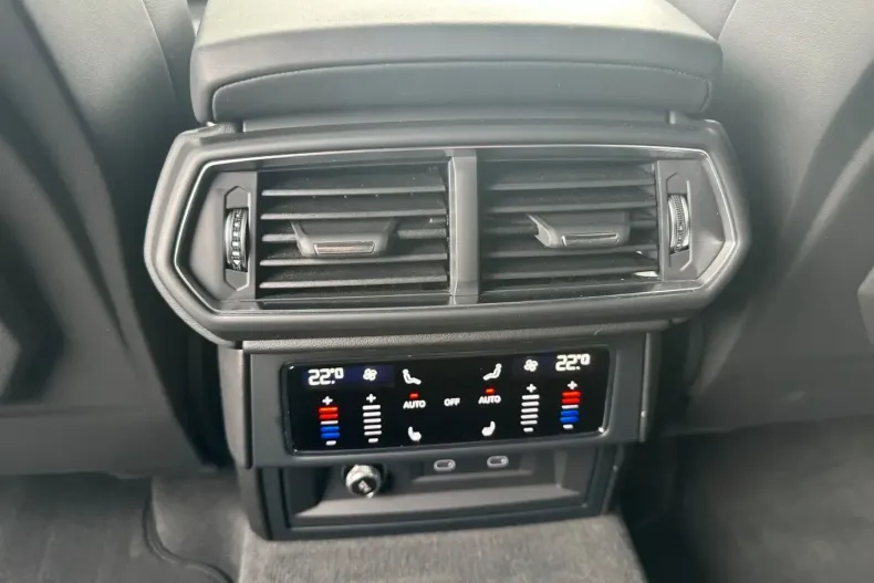 Lamborghini Urus din 2021 cu 75.000 km - oferta LAM121516 - foto 21