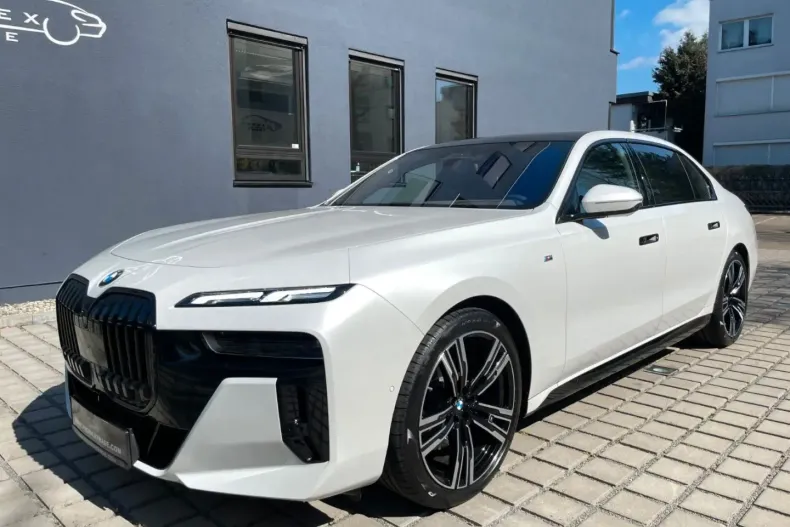 BMW 740 din 2024 cu 9.150 km - oferta BMW121518 - foto 2