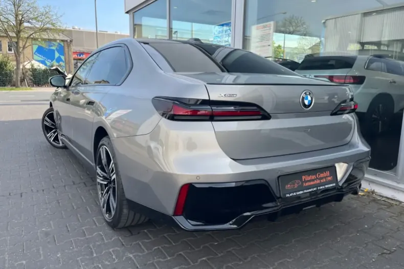 BMW 740 din 2023 cu 72.500 km - oferta BMW121520 - foto 3