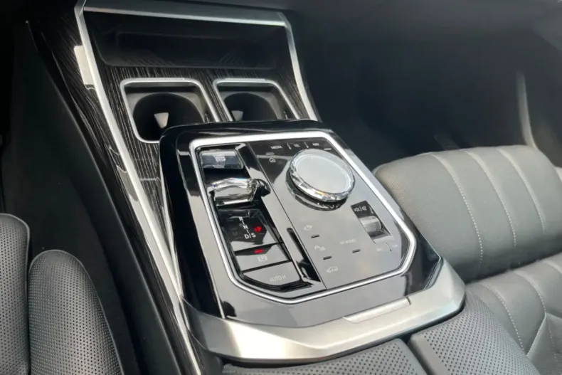 BMW 740 din 2023 cu 72.500 km - oferta BMW121520 - foto 16