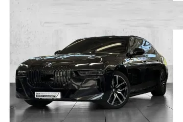 BMW 750 din 2023 - oferta BMW121522