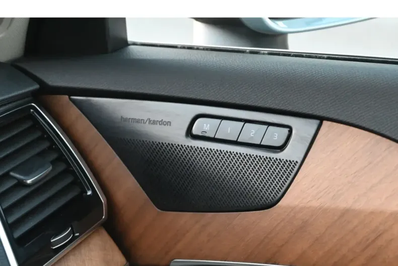 Volvo XC90 din 2021 cu 66.900 km - oferta VOL121525 - foto 7