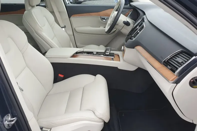 Volvo XC90 din 2021 cu 106.700 km - oferta VOL121527 - foto 6