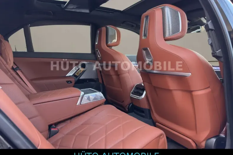 BMW 740 din 2024 cu 14.500 km - oferta BMW121533 - foto 17