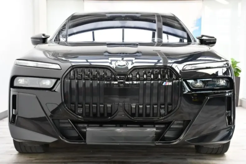 BMW 760 din 2023 cu 28.041 km - oferta BMW121535 - foto 6