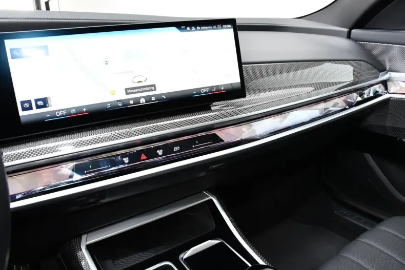 BMW 760 din 2023 cu 28.041 km - oferta BMW121535 - foto 11