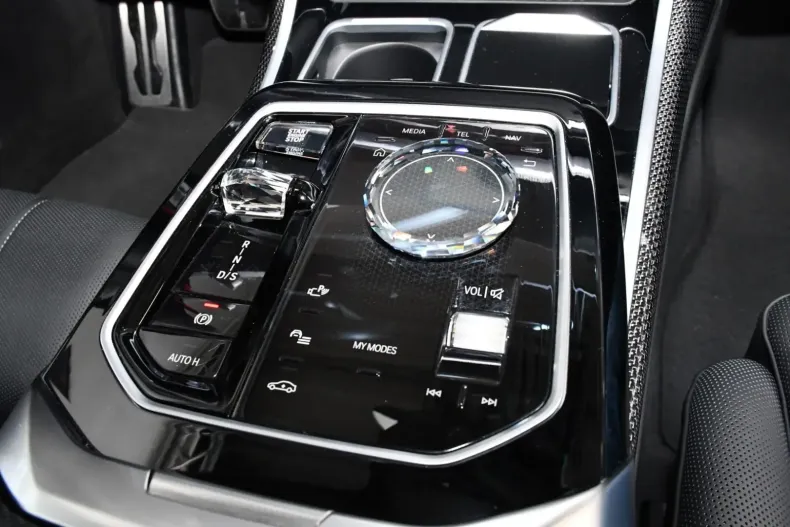 BMW 760 din 2023 cu 28.041 km - oferta BMW121535 - foto 15