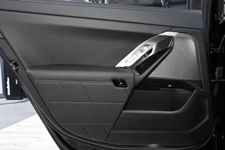 BMW 760 din 2023 cu 28.041 km - oferta BMW121535 - foto 23