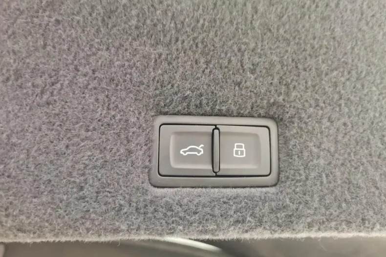 Lamborghini Urus din 2021 cu 58.999 km - oferta LAM121539 - foto 23