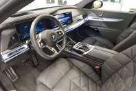 BMW 740 din 2024 cu 26.818 km - oferta BMW121547 - foto 8