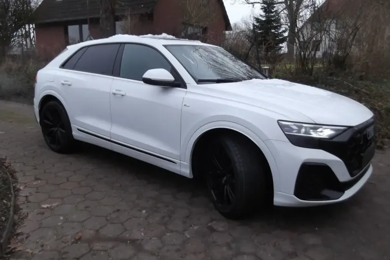 Audi Q8 din 2025 cu 20 km - oferta AUD121552 - foto 1