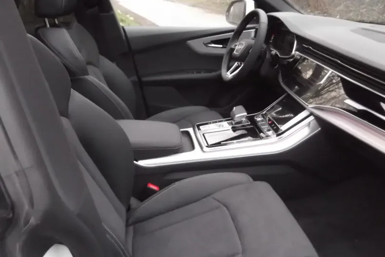 Audi Q8 din 2025 cu 20 km - oferta AUD121552 - foto 11