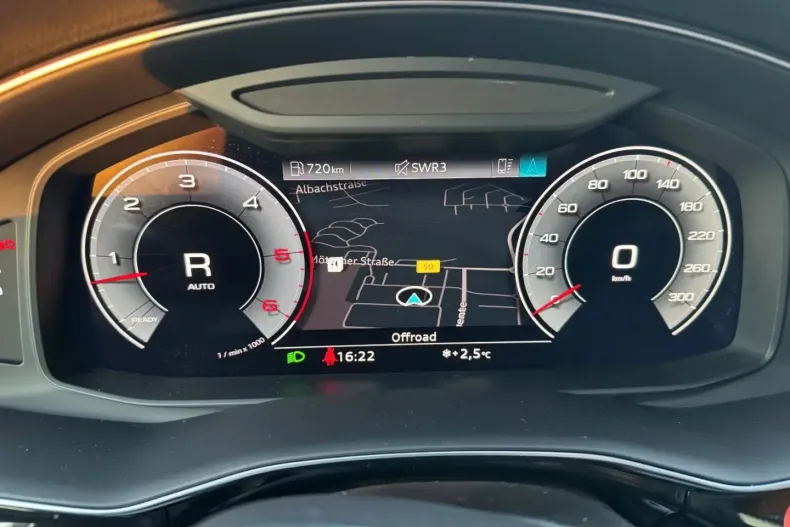 Audi Q8 din 2021 cu 83.000 km - oferta AUD121554 - foto 9