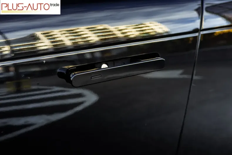 Land Rover Range Rover din 2023 cu 30.000 km - oferta LAN121555 - foto 7