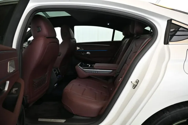 DS Automobiles DS 9 din 2023 cu 8.154 km - oferta DSA121558 - foto 23