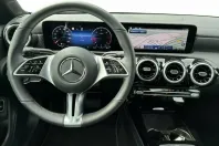Mercedes-Benz CLA 200 din 2024 cu 25.055 km - oferta MER121574 - foto 14