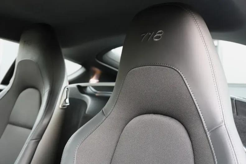 Porsche Cayman din 2023 cu 8.381 km - oferta POR121576 - foto 10