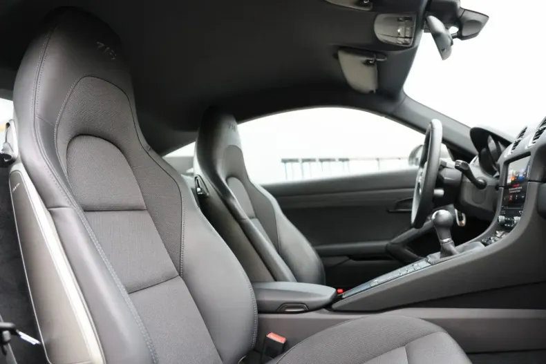 Porsche Cayman din 2023 cu 8.381 km - oferta POR121576 - foto 12