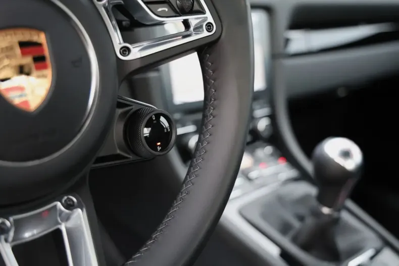 Porsche Cayman din 2023 cu 8.381 km - oferta POR121576 - foto 17