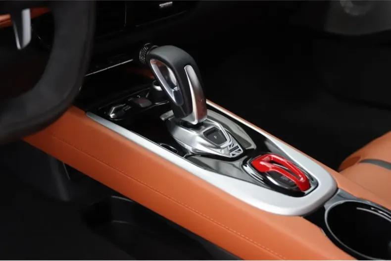 Lotus Emira din 2023 cu 17.132 km - oferta LOT121577 - foto 14