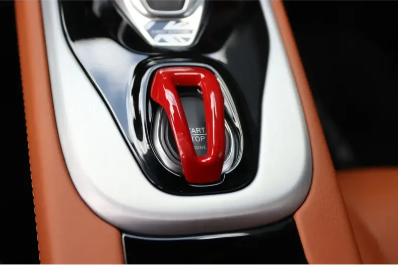 Lotus Emira din 2023 cu 17.132 km - oferta LOT121577 - foto 15