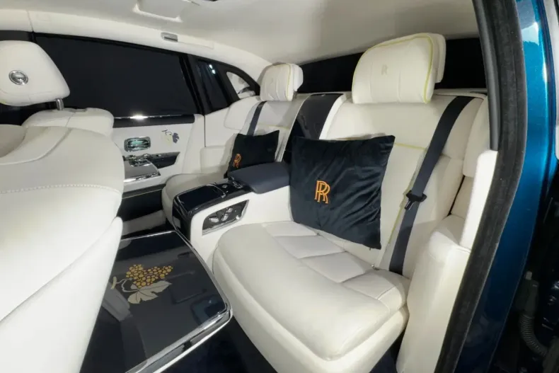 Rolls-Royce Phantom din 2022 cu 25.000 km - oferta ROL121580 - foto 10