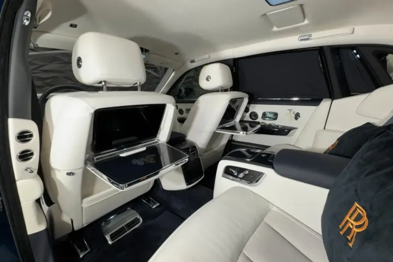 Rolls-Royce Phantom din 2022 cu 25.000 km - oferta ROL121580 - foto 11