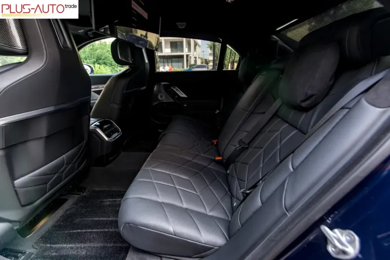 BMW i7 din 2023 cu 49.500 km - oferta BMW121582 - foto 37