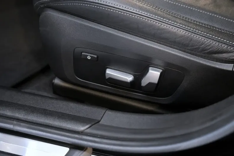 BMW 318 din 2022 cu 115.000 km - oferta BMW121590 - foto 23