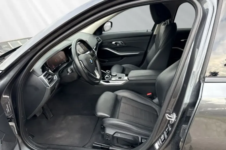 BMW 318 din 2021 cu 85.466 km - oferta BMW121591 - foto 8