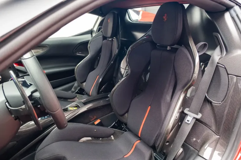 Ferrari SF90 din 2023 cu 150 km - oferta FER121597 - foto 12