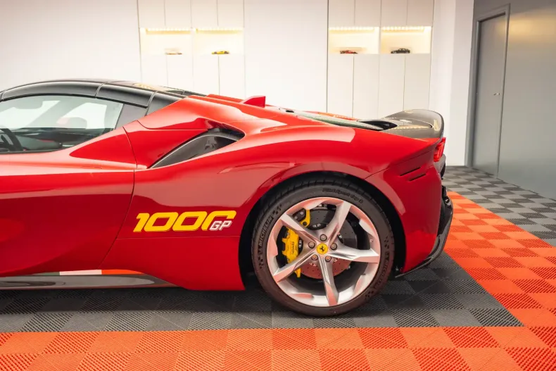 Ferrari SF90 din 2023 cu 150 km - oferta FER121597 - foto 23