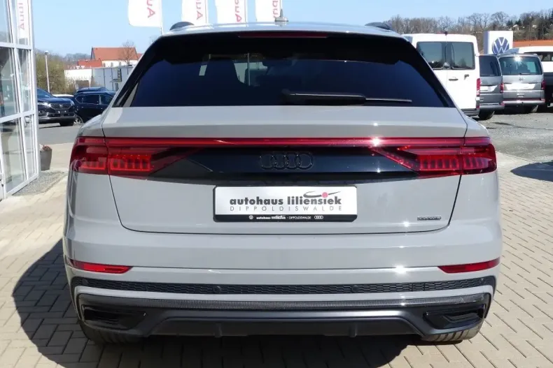 Audi Q8 din 2022 cu 72.940 km - oferta AUD121599 - foto 6