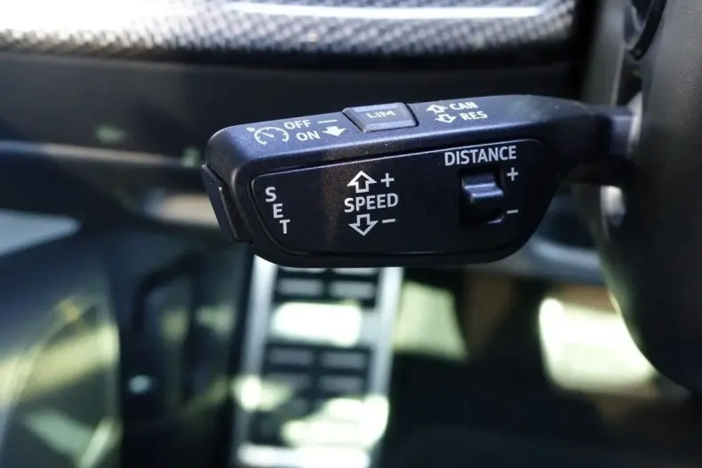 Audi Q8 din 2022 cu 72.940 km - oferta AUD121599 - foto 19