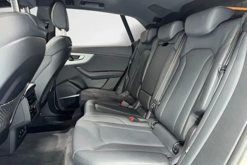 Audi Q8 din 2023 cu 28.404 km - oferta AUD121604 - foto 11