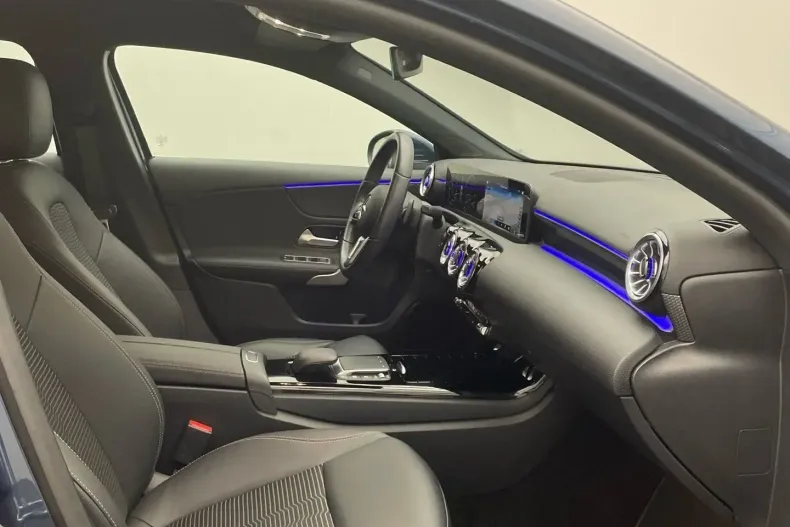 Mercedes-Benz A 200 din 2022 cu 33.171 km - oferta MER121608 - foto 10