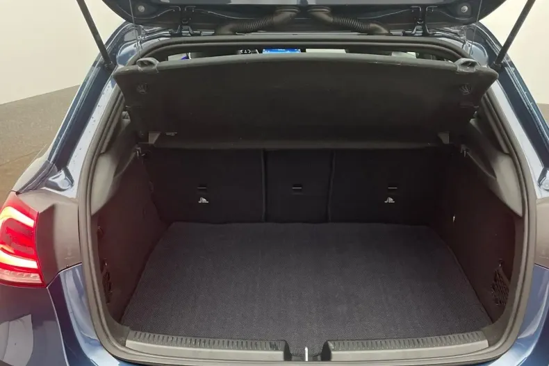 Mercedes-Benz A 200 din 2022 cu 33.171 km - oferta MER121608 - foto 13