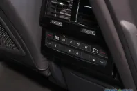 Volkswagen Touareg din 2022 cu 66.096 km - oferta VOL121610 - foto 7