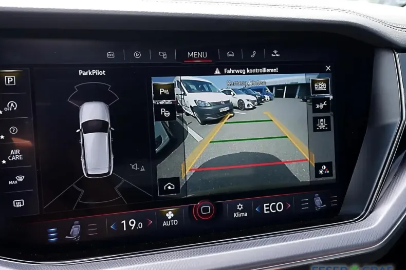 Volkswagen Touareg din 2022 cu 66.096 km - oferta VOL121610 - foto 10