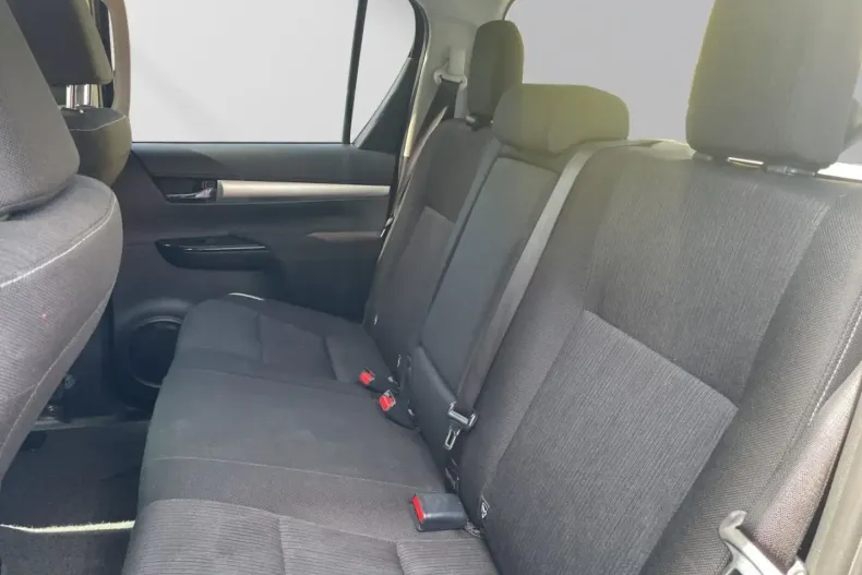 Toyota Hilux din 2021 cu 69.100 km - oferta TOY121612 - foto 8