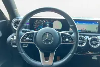 Mercedes-Benz A 200 din 2022 cu 60.394 km - oferta MER121613 - foto 9