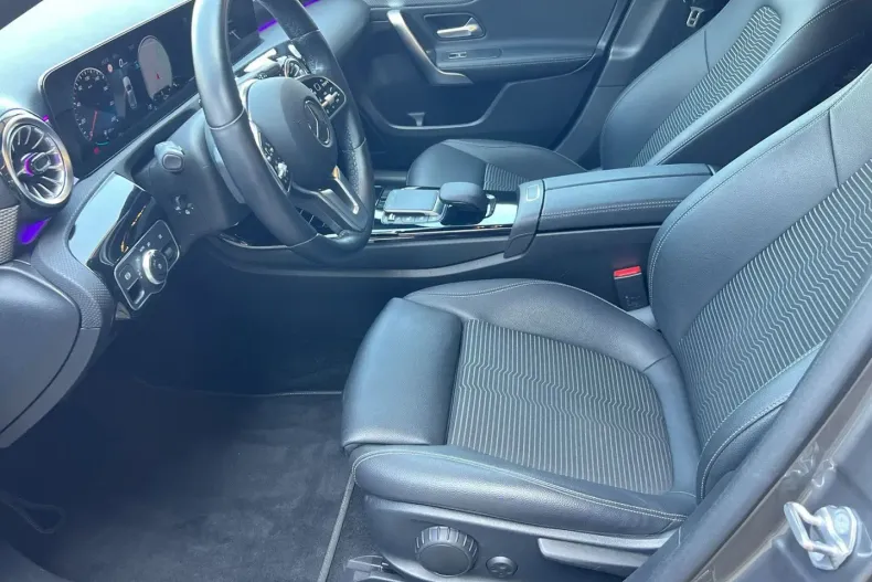 Mercedes-Benz A 200 din 2022 cu 60.394 km - oferta MER121613 - foto 10